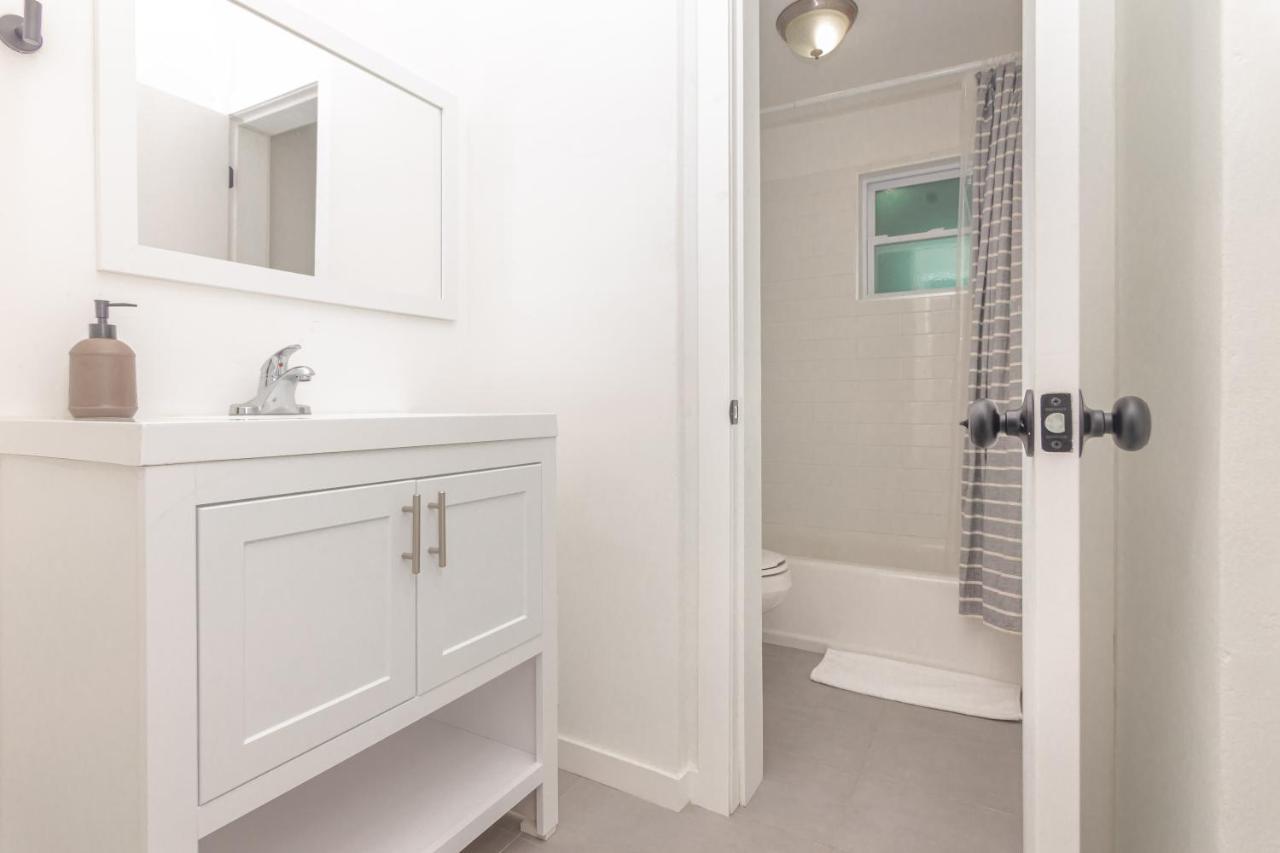 One Bedroom Apartment - With Parking & Balcony - Heart Of Wynwood マイアミ エクステリア 写真