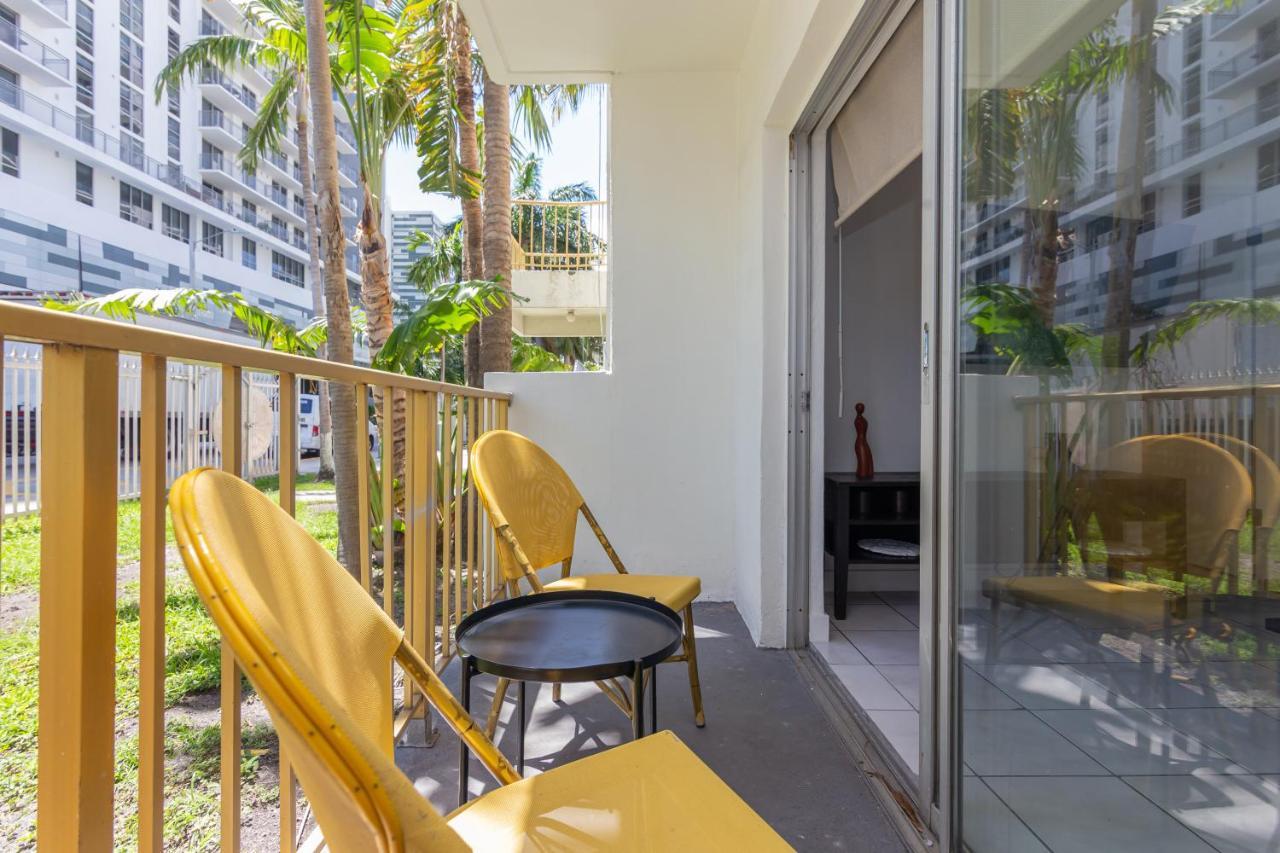 One Bedroom Apartment - With Parking & Balcony - Heart Of Wynwood マイアミ エクステリア 写真